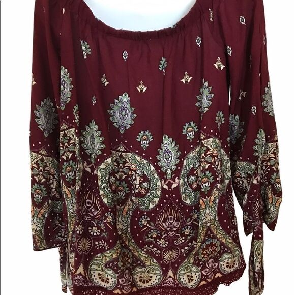 Adorable BoHo Paisley Top! small - Picture 4 of 5